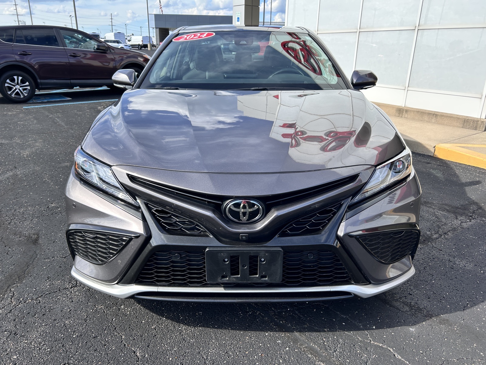 2024 Toyota Camry XSE V6 photo 3