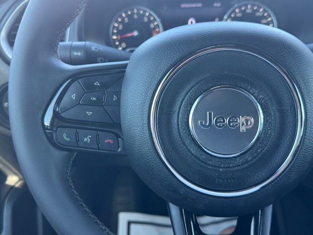 2021 Jeep Renegade Latitude photo 23