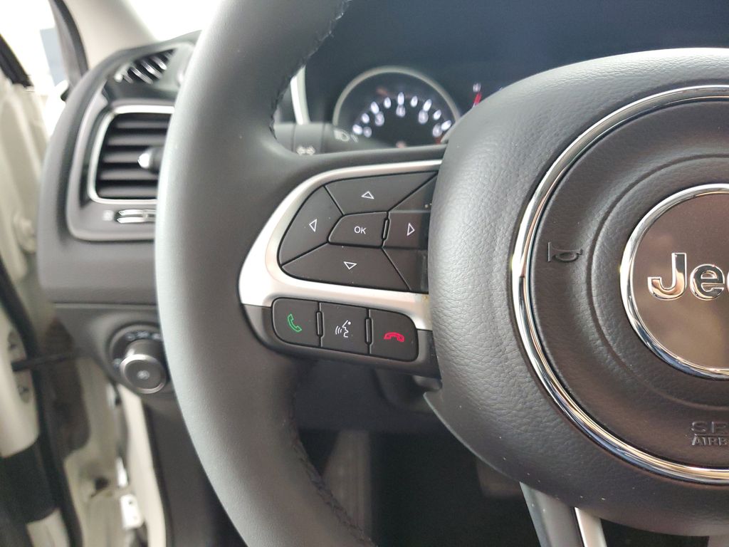 2021 Jeep Compass Altitude photo 21
