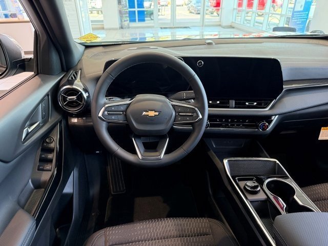 2026 Chevrolet Equinox LT photo 18