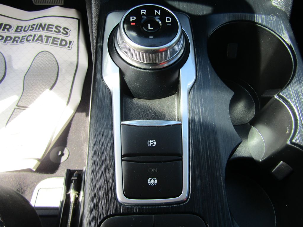 2022 Ford Escape SE photo 27