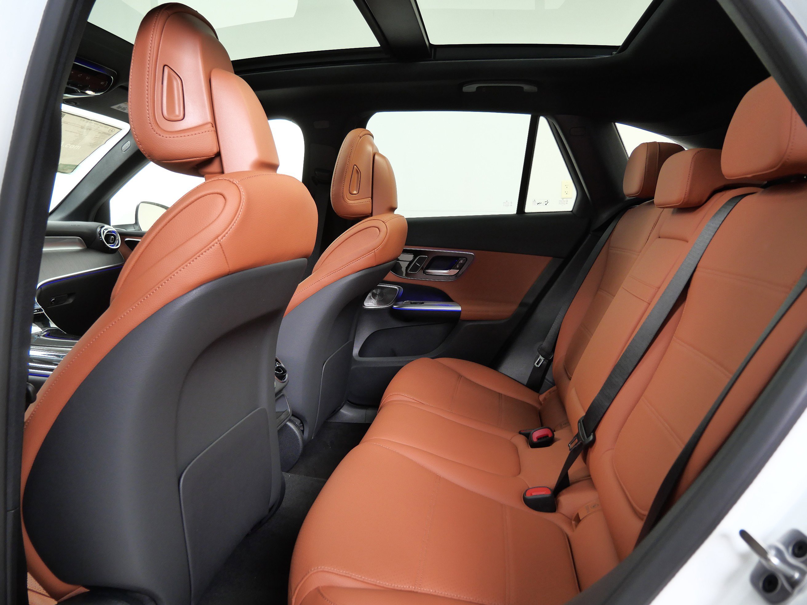 2026 Mercedes Benz GLC 350e 4MATIC photo 9