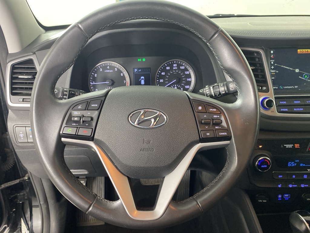 2017 Hyundai Tucson SE Plus photo 13