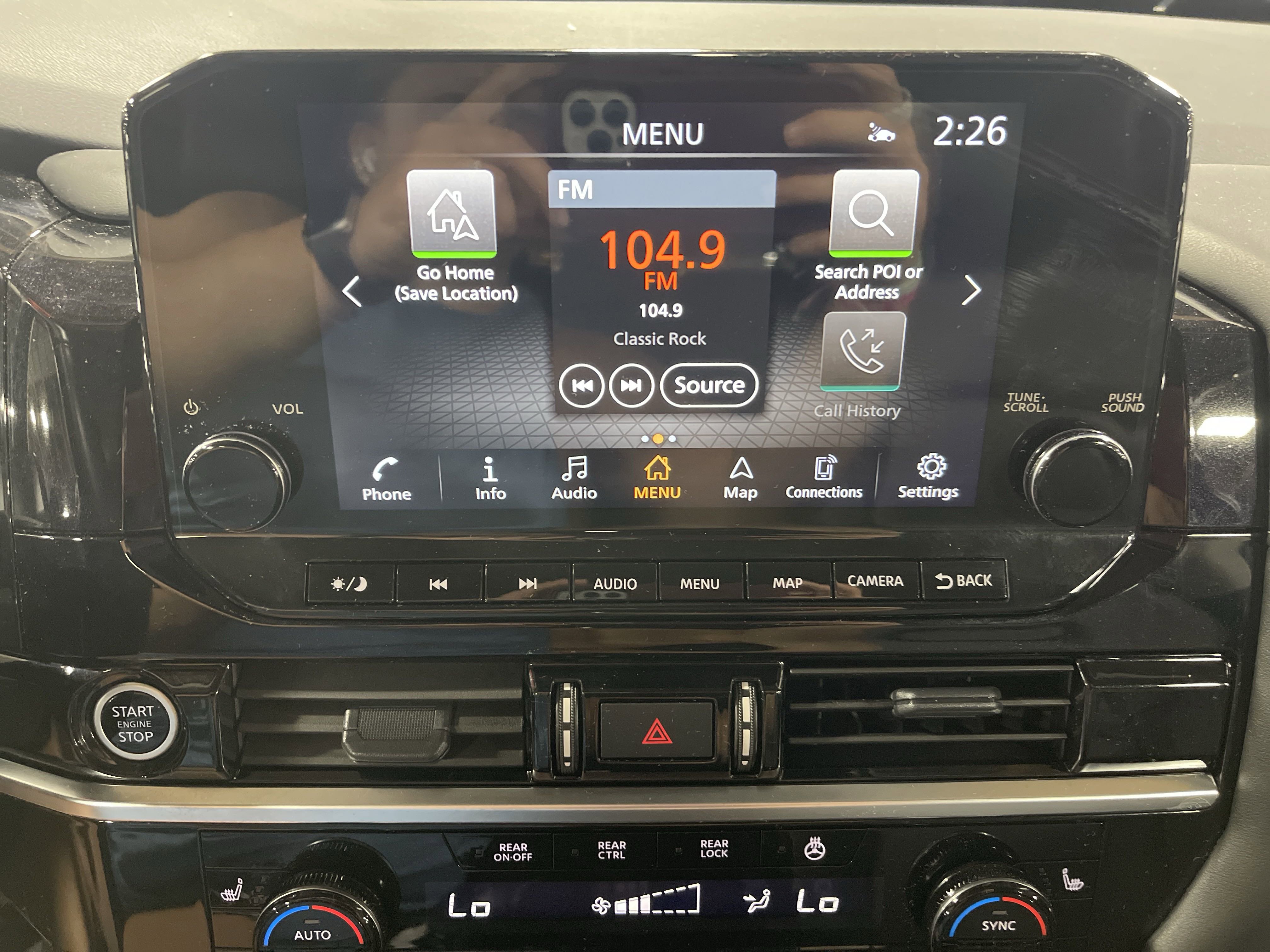 2024 Nissan Pathfinder SL photo 12