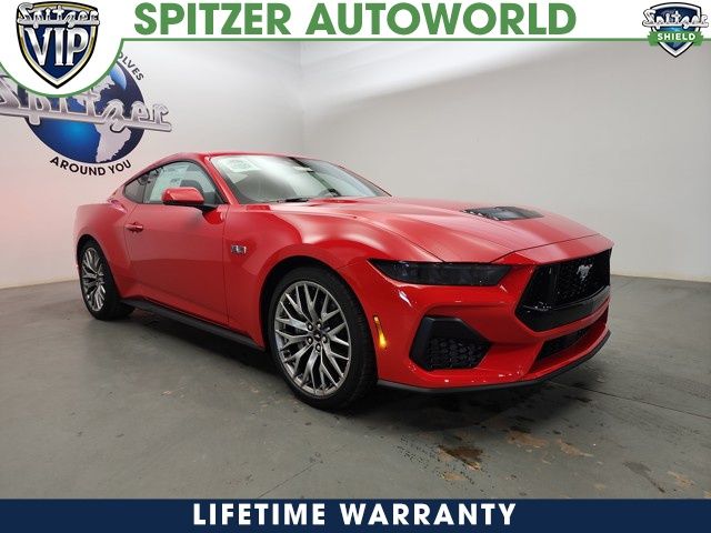 2025 Ford Mustang GT Premium's photo