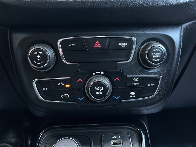 2020 Jeep Compass Limited photo 26