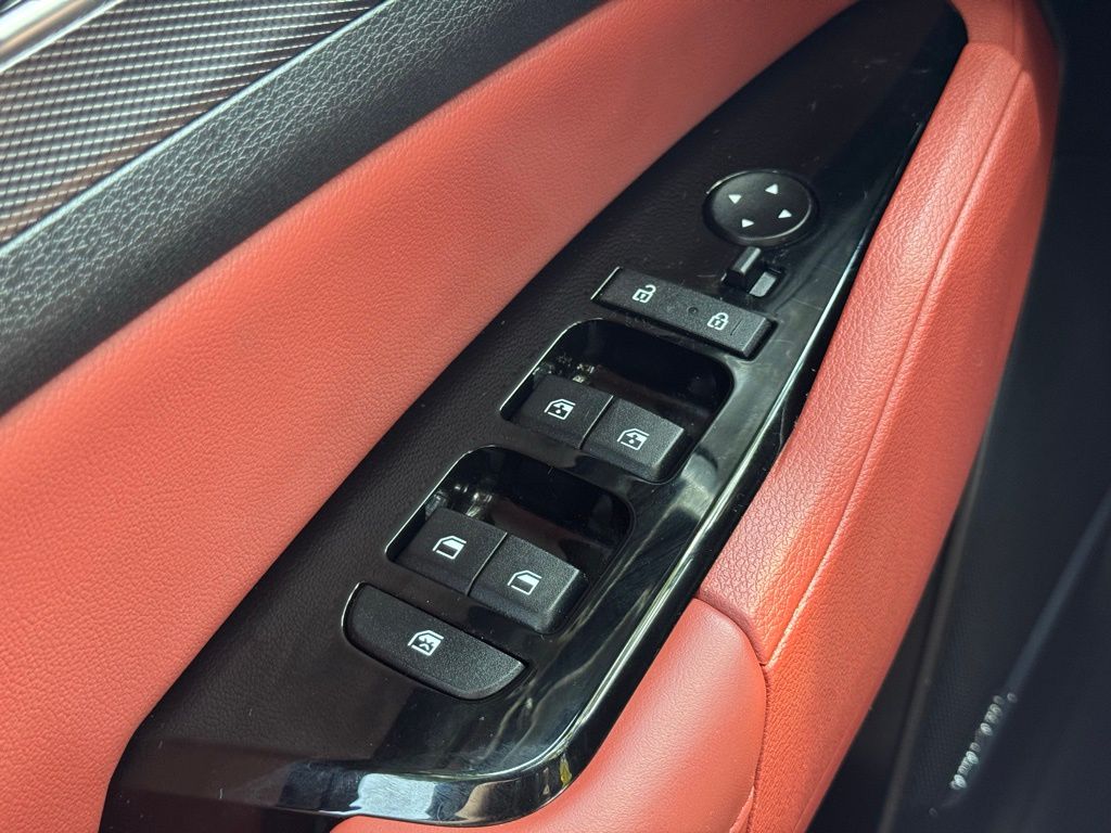 2023 Kia Sportage SX photo 23