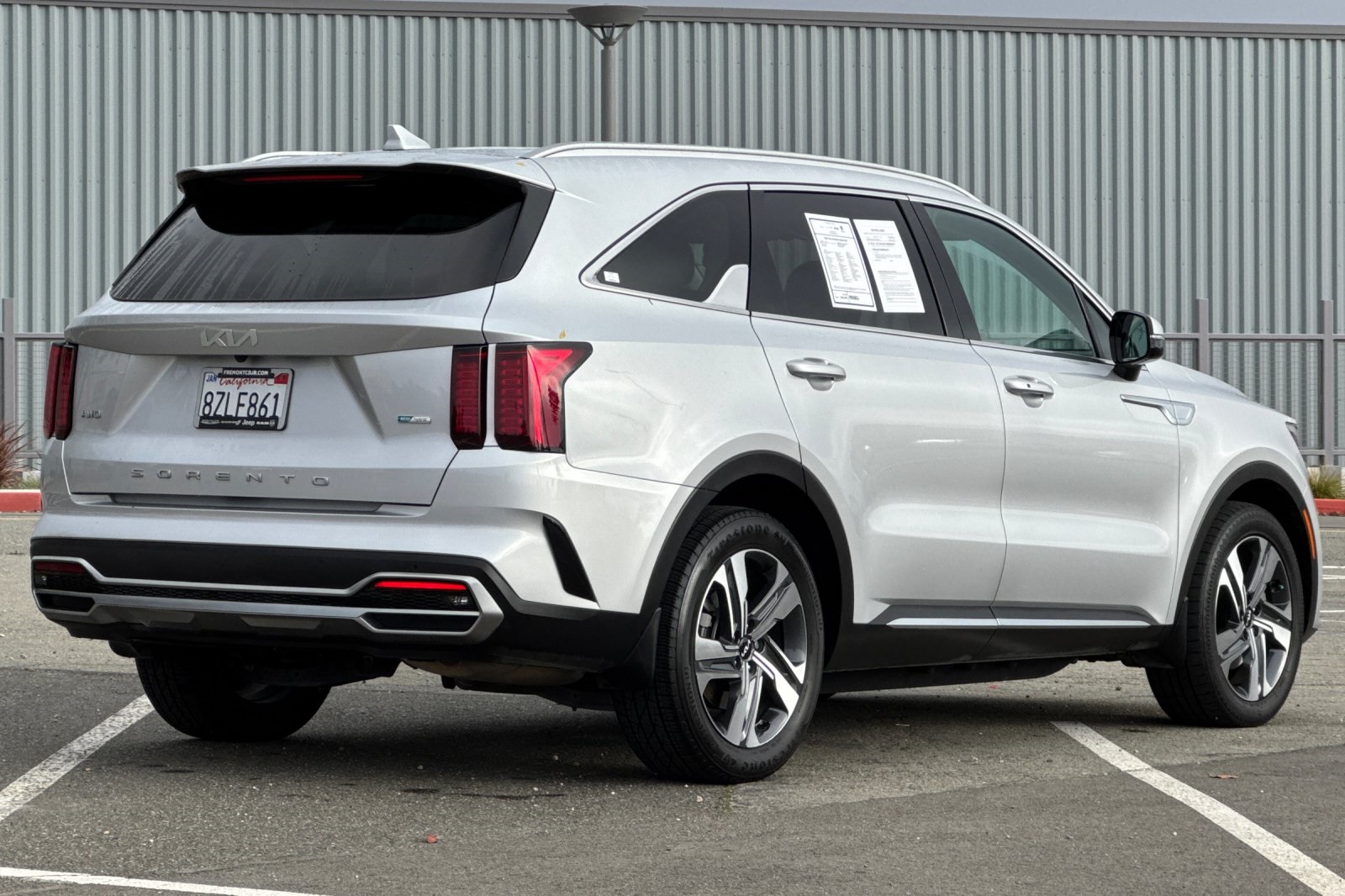 2022 Kia Sorento Hybrid EX photo 3