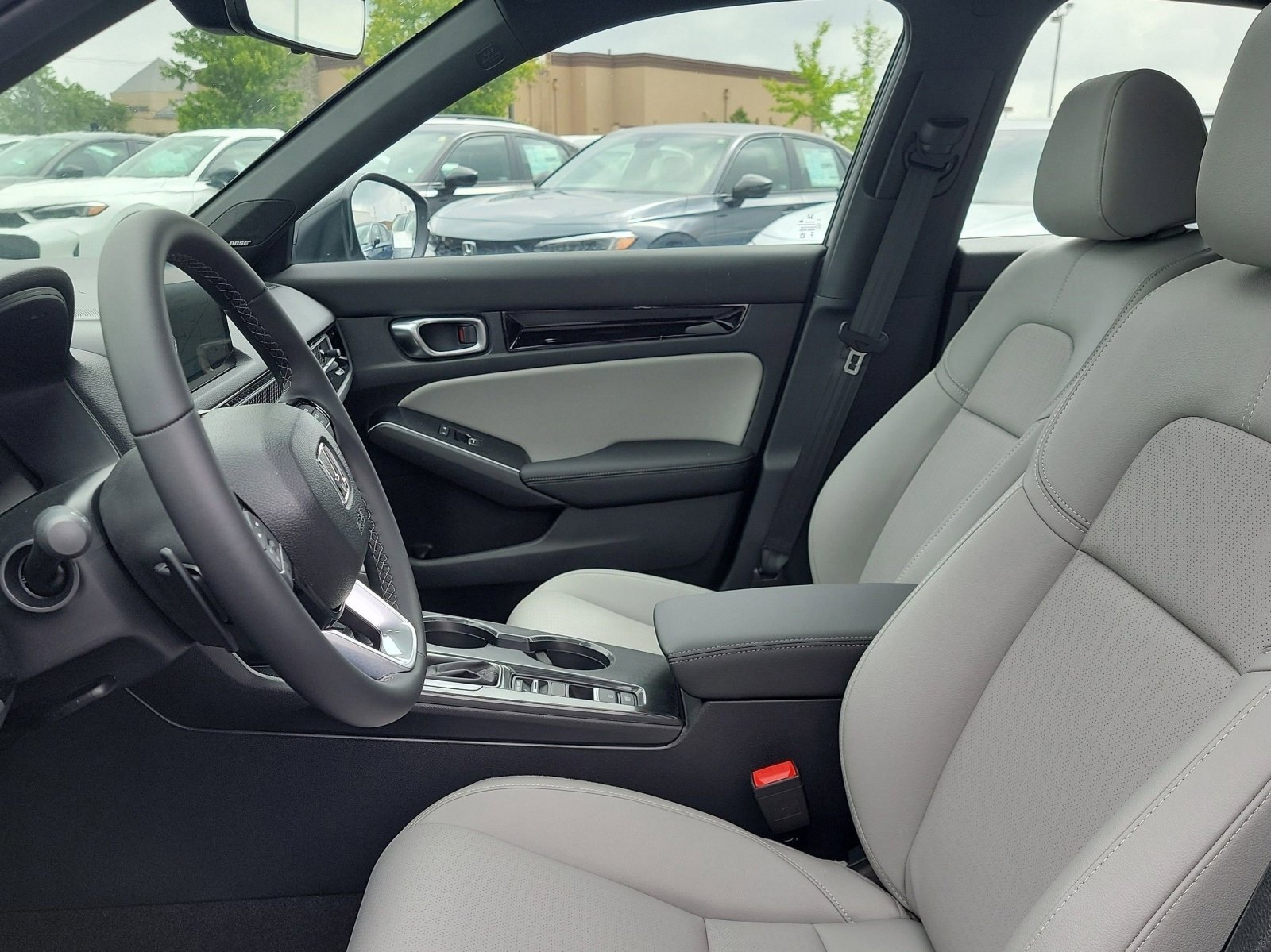 2026 Honda Civic Sport Touring Hatchback Hybrid photo 3