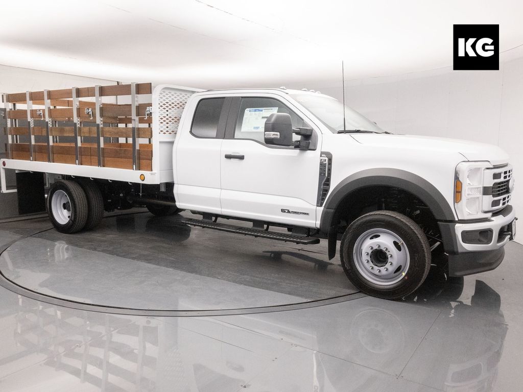 2026 Ford F-550 Super Duty Chassis Cab XLT's photo