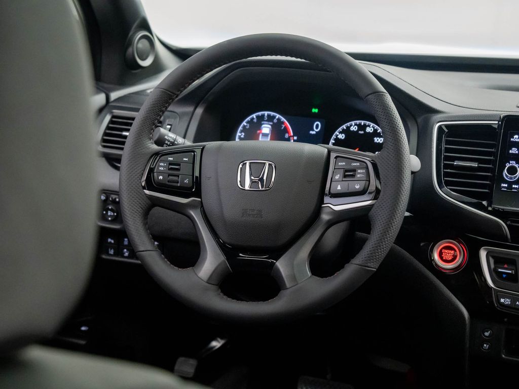 2025 Honda Ridgeline Black Edition photo 9