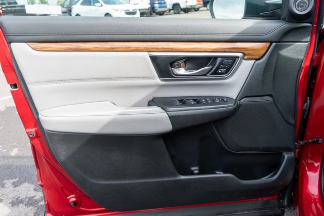 2022 Honda CR-V Touring photo 8
