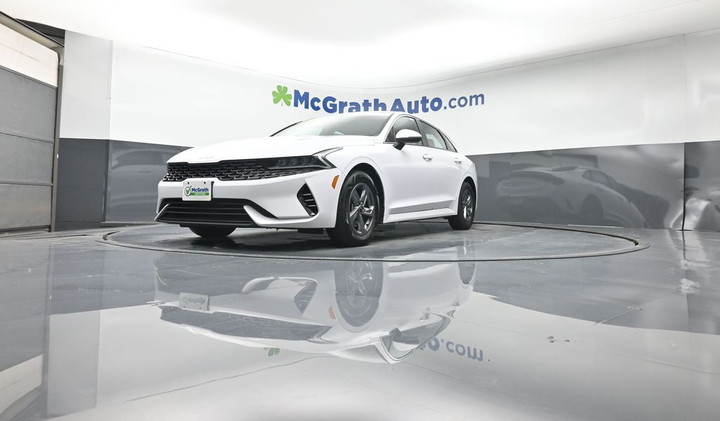2023 Kia K5 LXS photo 4