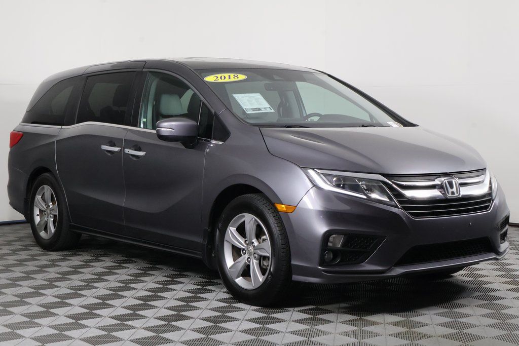 2018 Honda Odyssey EX-L photo 3