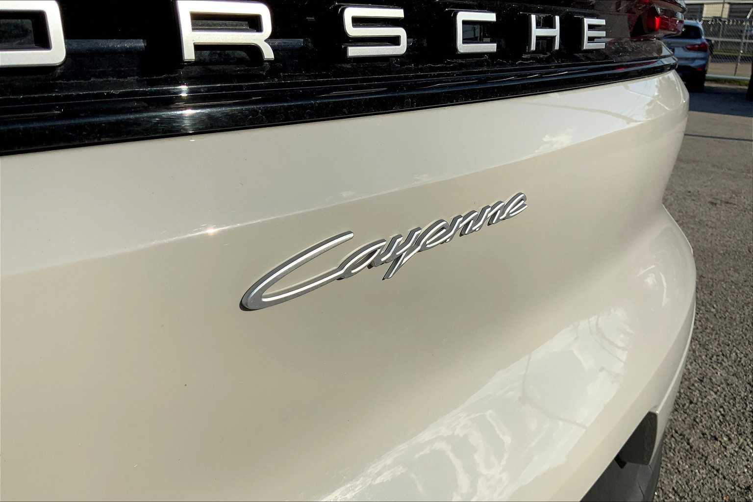 2024 Porsche Cayenne Coupe photo 58