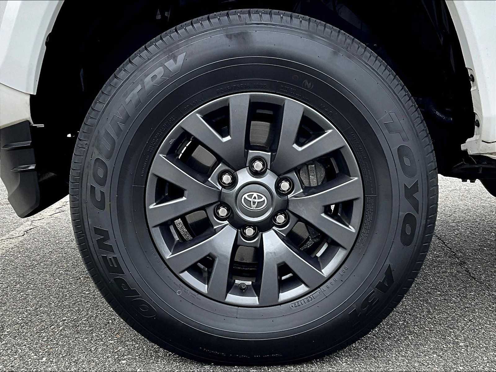 2023 Toyota Tacoma SR5 photo 7