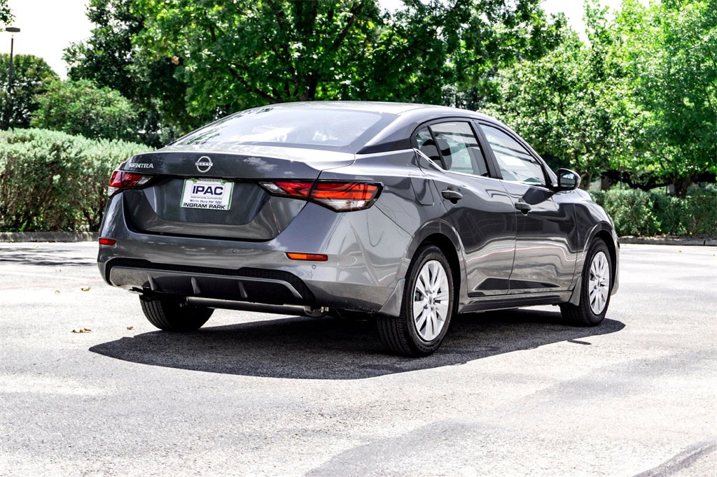 2025 Nissan Sentra S photo 4
