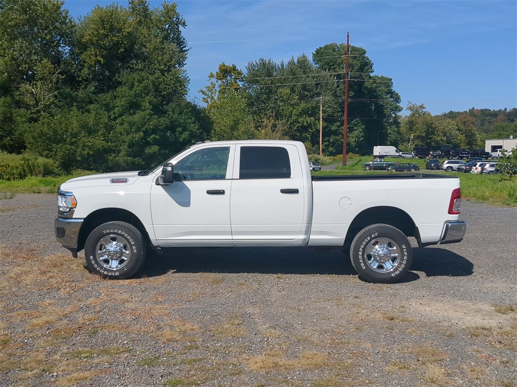2024 Ram 2500 Tradesman photo 4