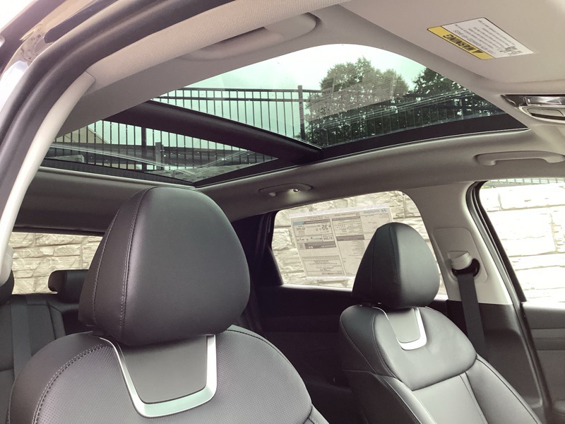 2025 Hyundai Tucson Hybrid Limited photo 25