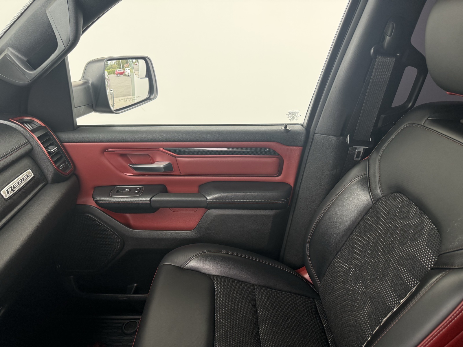 2019 Ram 1500 Rebel photo 17