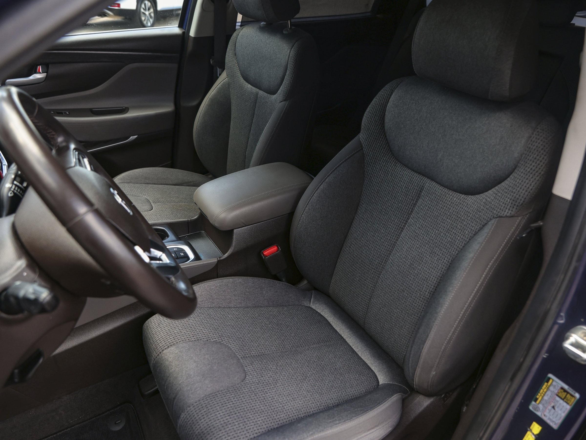 2020 Hyundai Santa Fe SEL photo 9