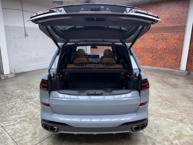 2026 Bmw X7 M60i photo 24