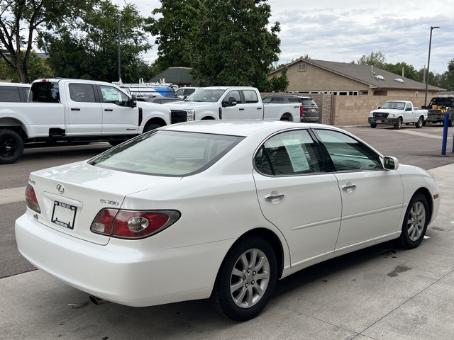 2004 Lexus ES 330 photo 4