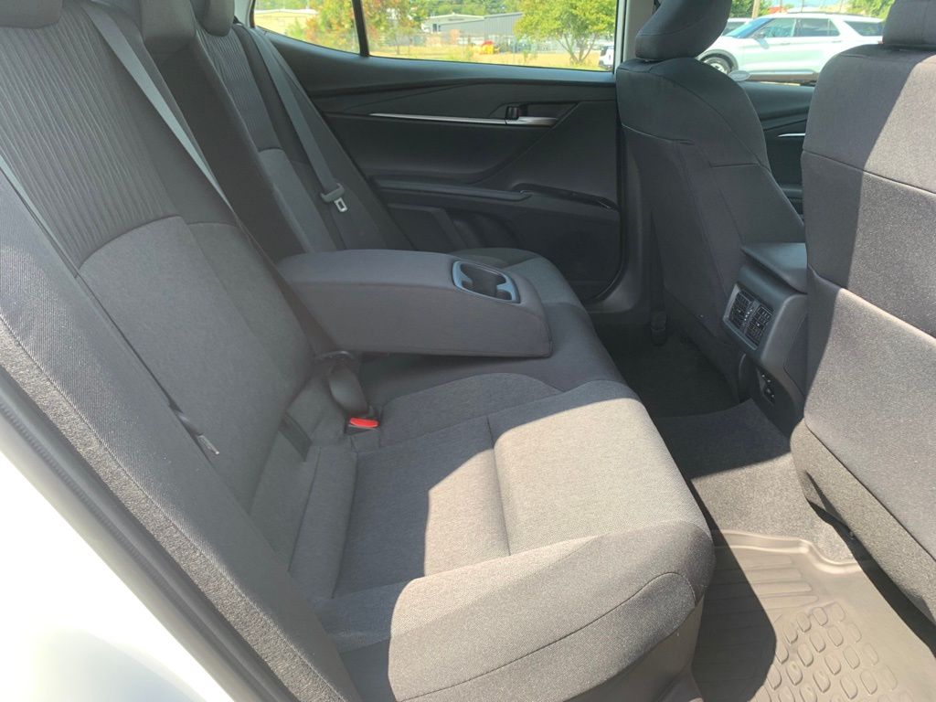 2026 Toyota Camry LE photo 24