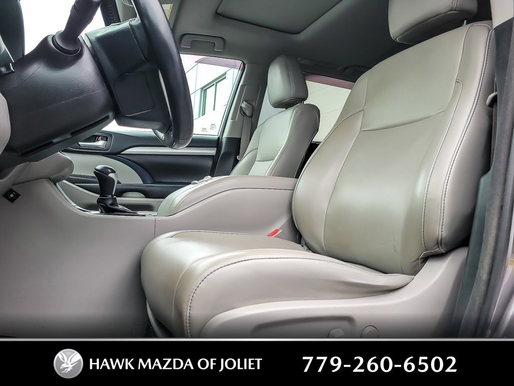 2017 TOYOTA HIGHLANDER - Image 6