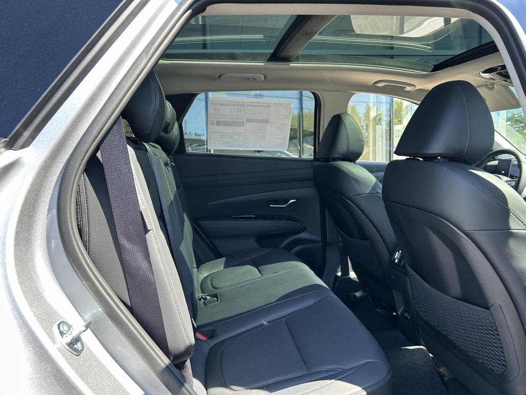 2025 Hyundai Tucson Hybrid Limited photo 28