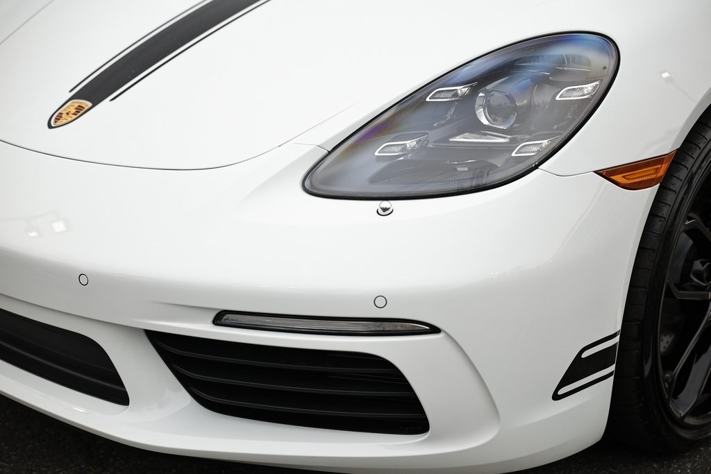 2024 Porsche Boxster photo 19