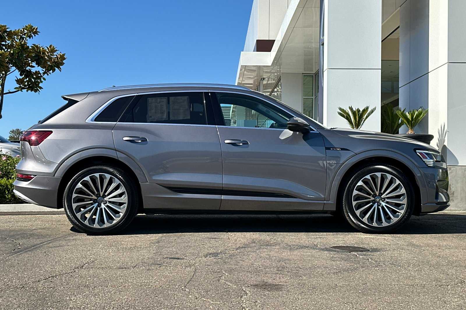 Used 2019 Audi e-tron Prestige with VIN WA1VABGE1KB011686 for sale in Long Beach, CA