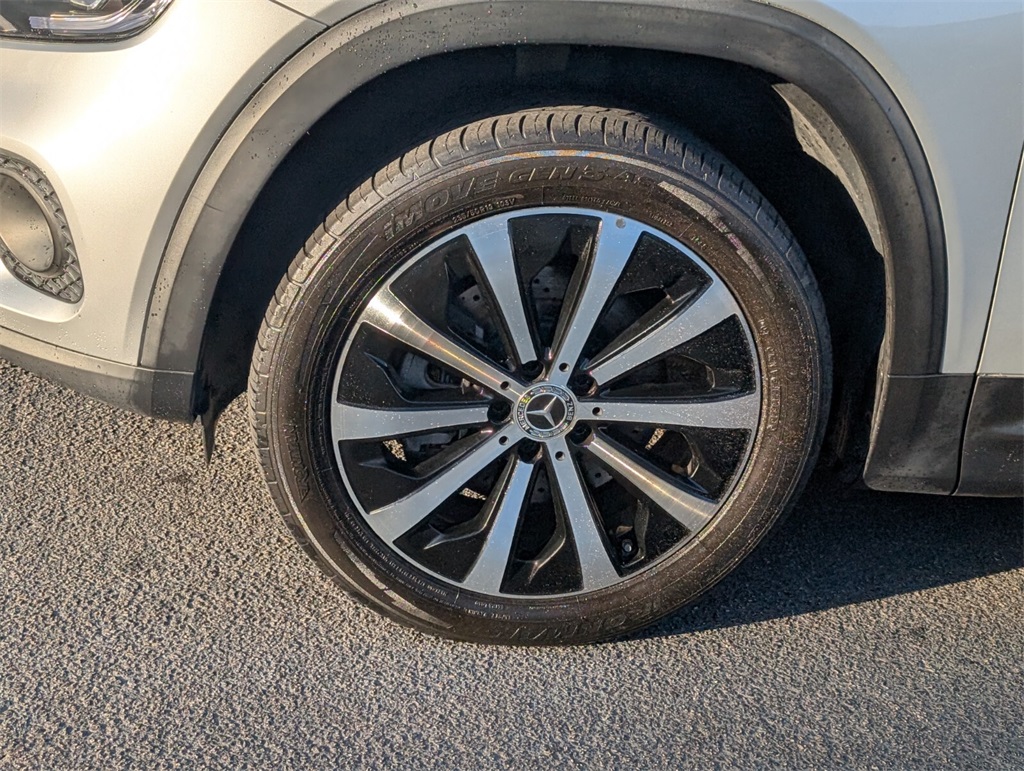 2021 Mercedes Benz GLB 250 photo 4