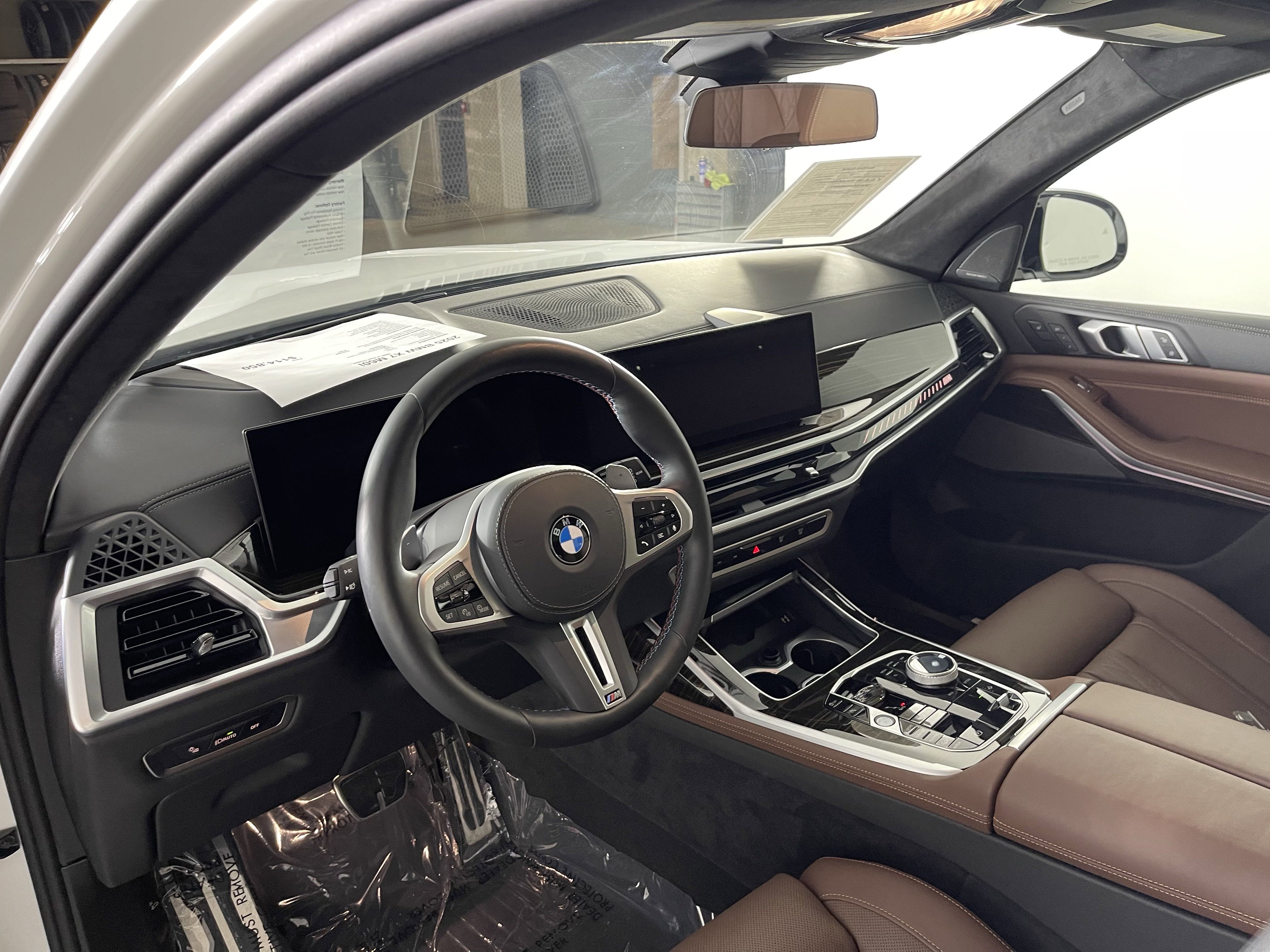 2025 Bmw X7 M60i photo 10