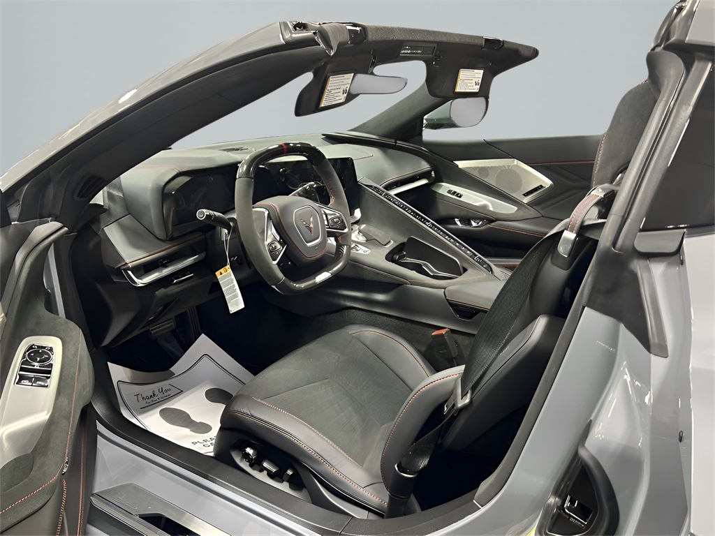 2025 Chevrolet Corvette Z06 3LZ photo 11