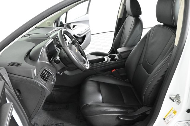 2015 Chevrolet Volt Base photo 14