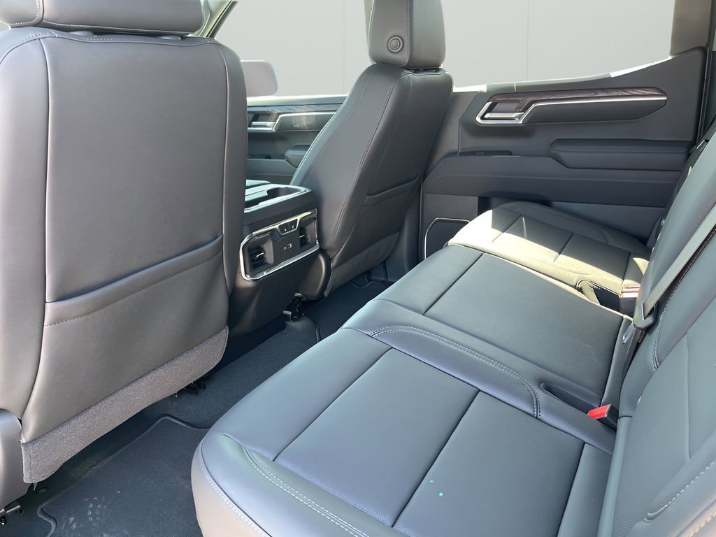 2025 Gmc Sierra 1500 SLT photo 10