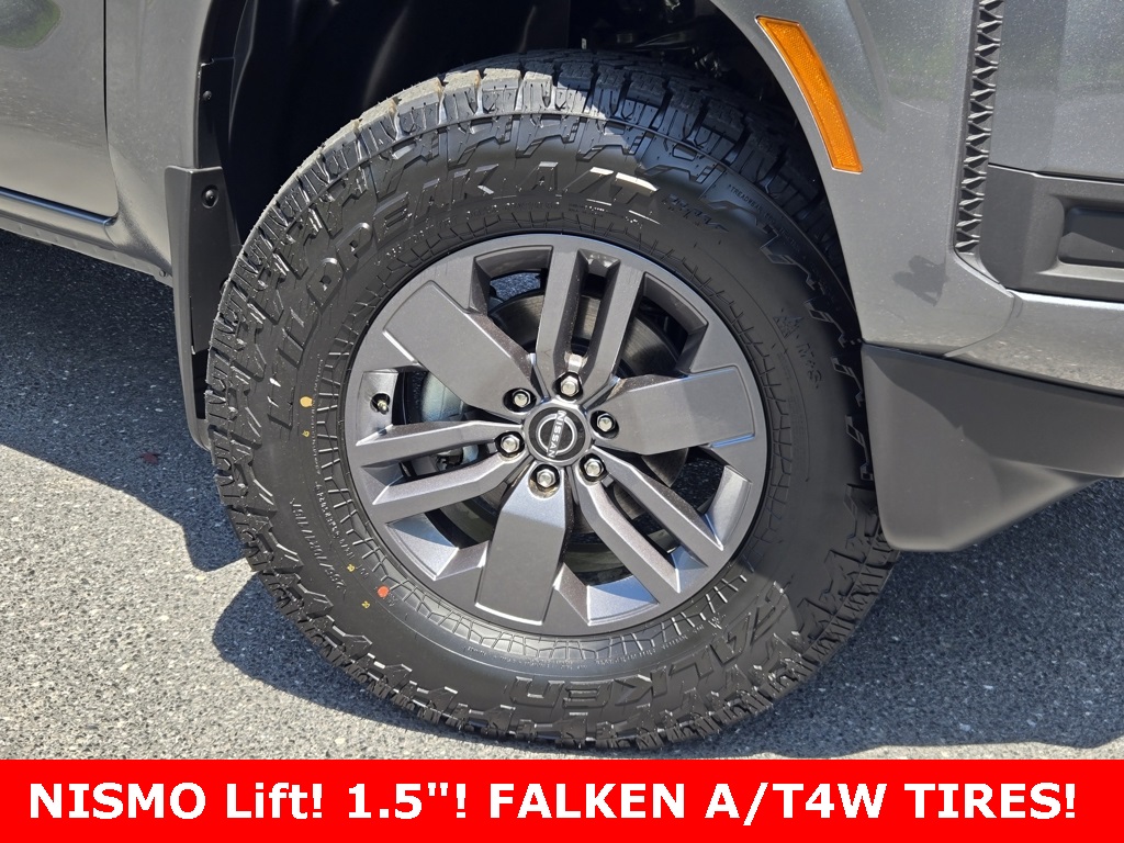 2025 Nissan Frontier SV photo 25