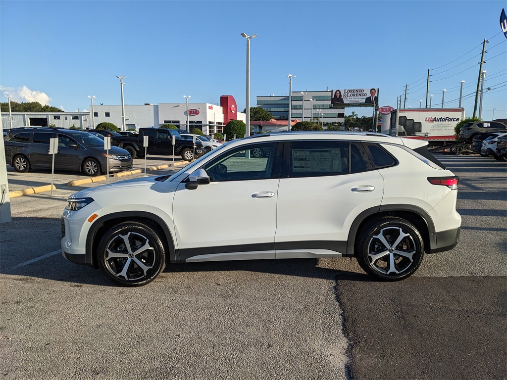 2025 Volkswagen Tiguan SE photo 4