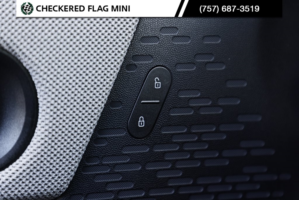 2025 Mini Cooper S Iconic photo 17