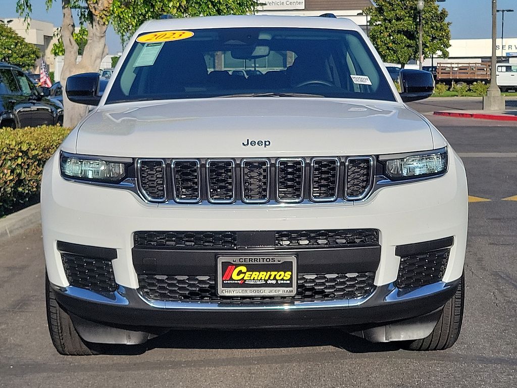 2023 Jeep Grand Cherokee Laredo photo 20
