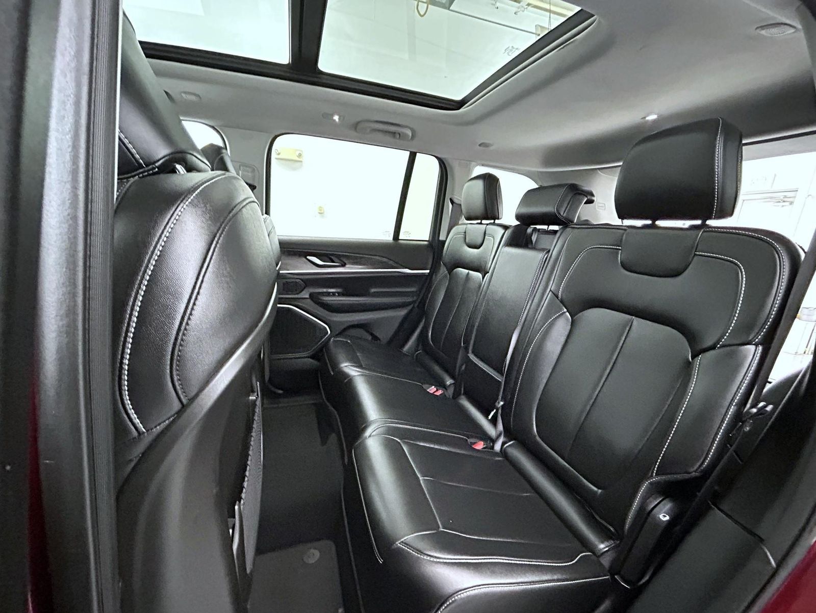 2023 Jeep Cherokee 4xe Sport photo 19