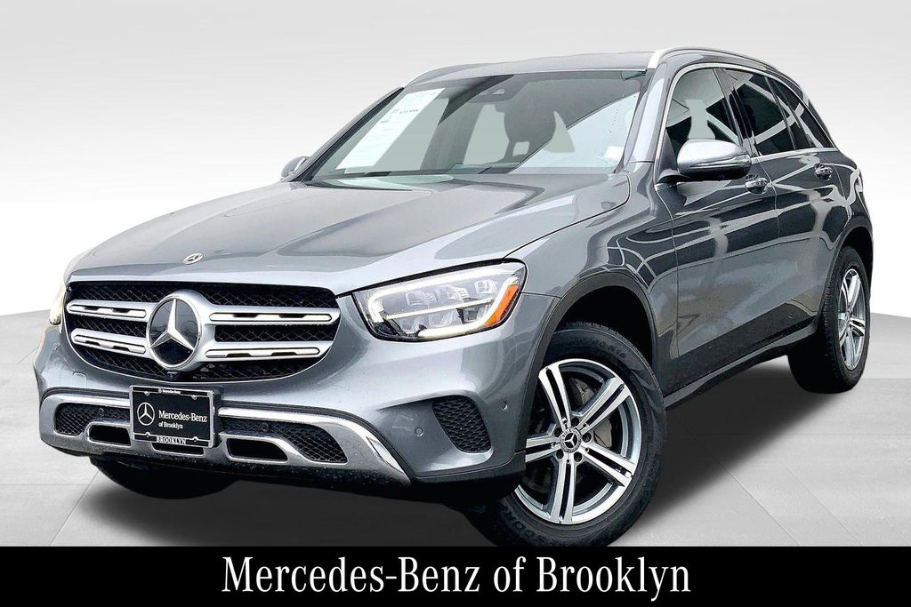 2022 Mercedes Benz GLC 300 4MATIC photo 2