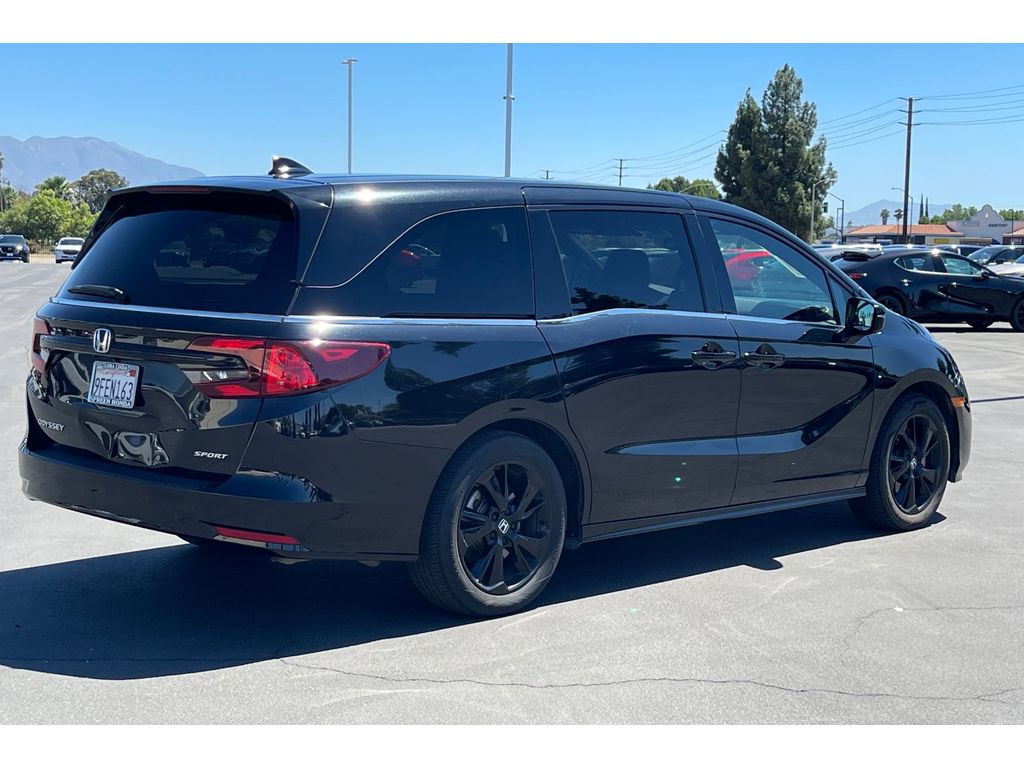 2023 Honda Odyssey Sport photo 6