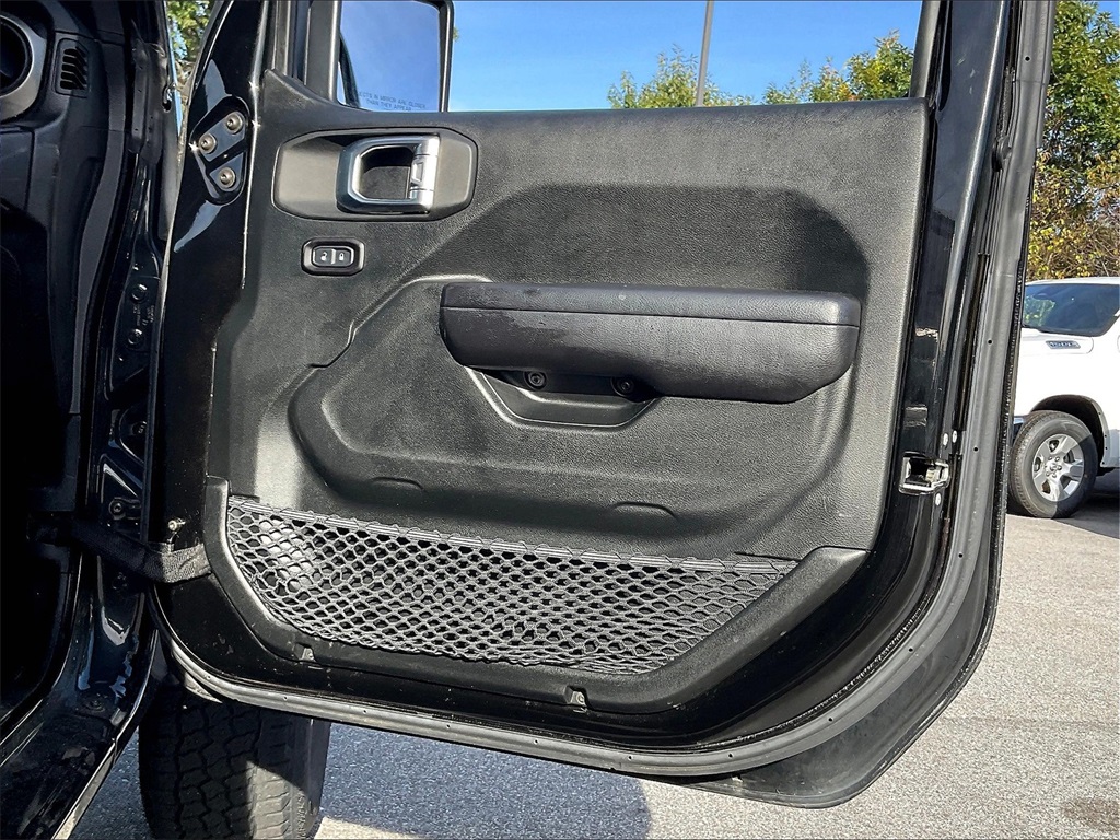 2020 Jeep Wrangler Sport S photo 11