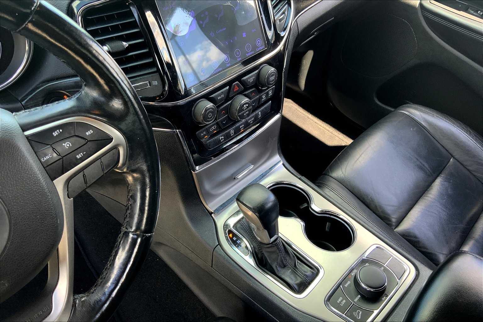 2020 Jeep Grand Cherokee Limited photo 13