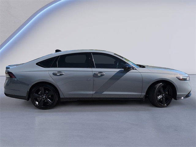 2024 Honda Accord Sport-L Hybrid photo 2