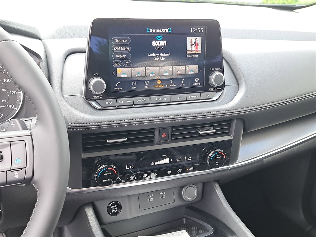 2026 Nissan Rogue SV photo 28