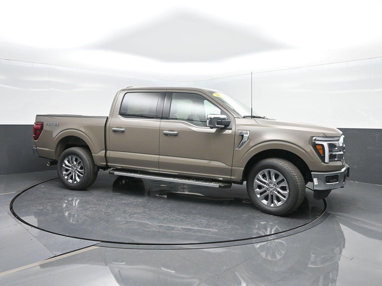 2025 Ford F-150 Lariat photo 2