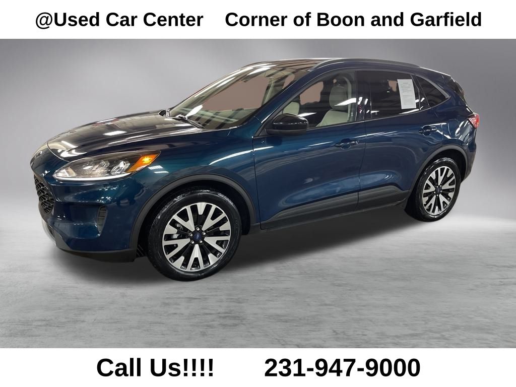 2020 Ford Escape SE's photo
